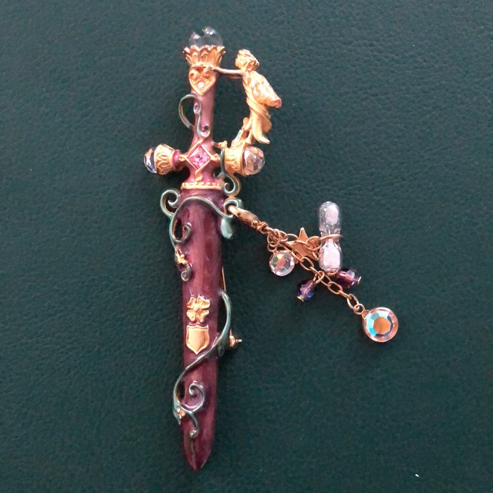Kirks Folly Brooch